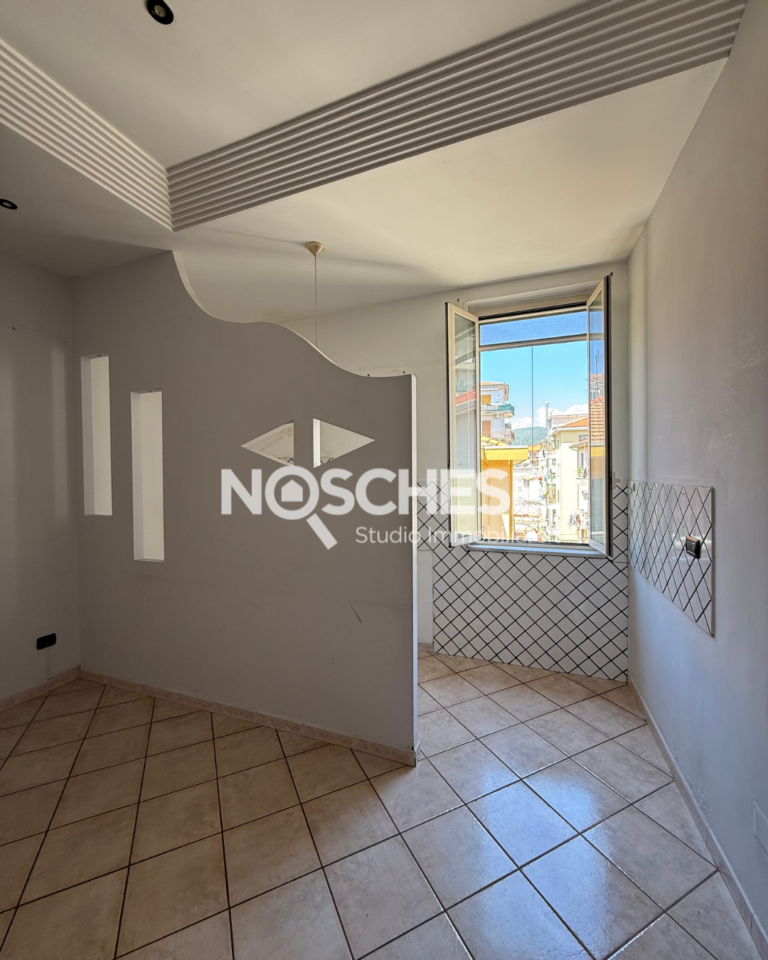 Pontecagnano CENTRALISSIMO, TRILOCALE di 65mq ca + BALCONATA e SOTTOTETTO di 65mq ca sovrastante.