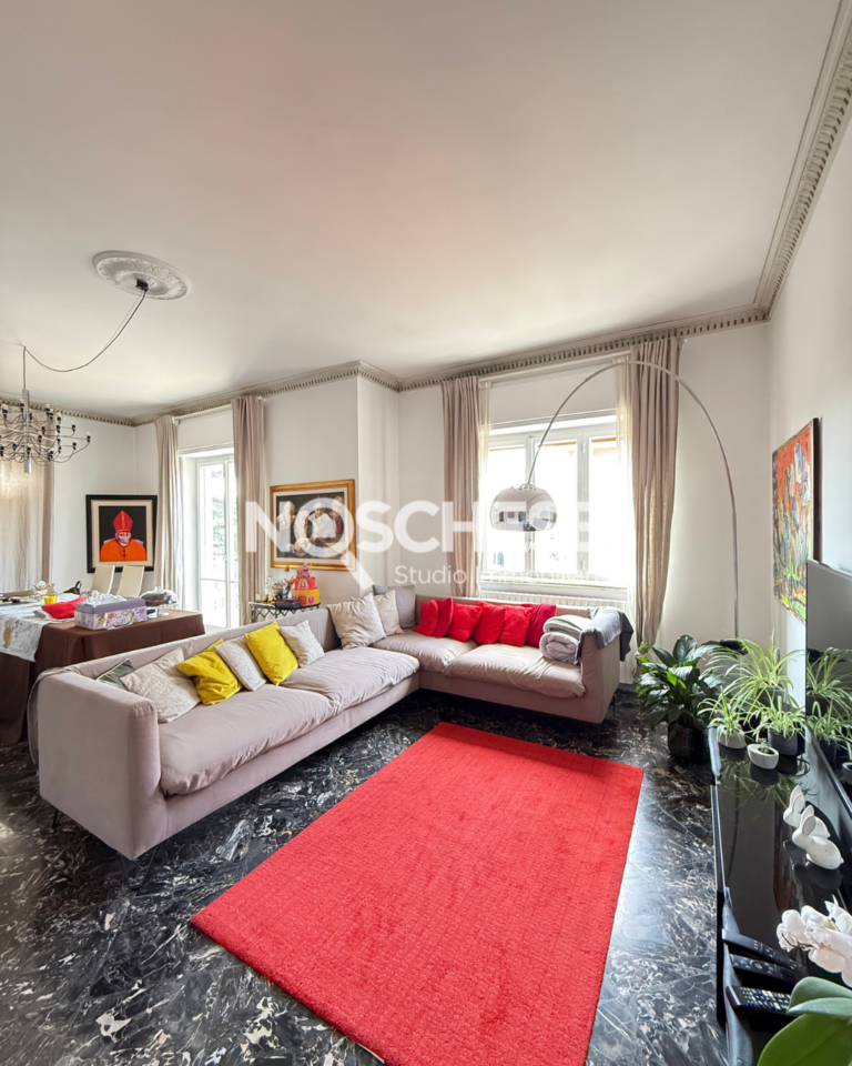 Pontecagnano F. CENTRALISSIMO, APPARTAMENTO AMPIA METRATURA, 160mq ca + BALCONATE.