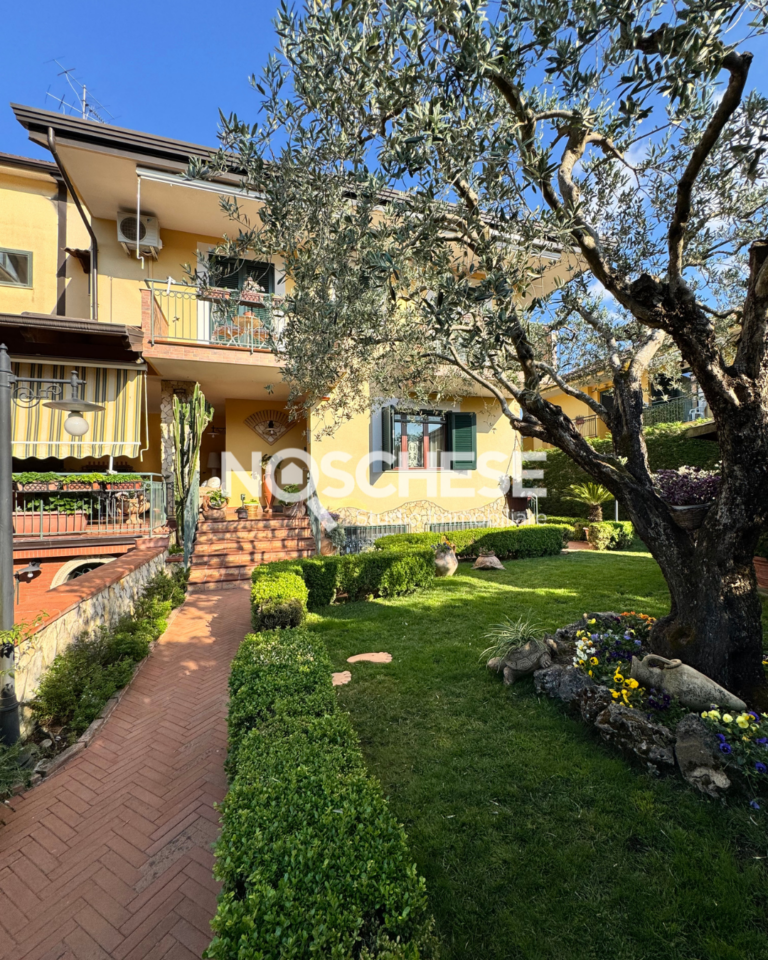 Giffoni Sei Casali, loc. Malche, VILLA SEMINDIP. su 4 LIVELLI, 200mq ca + TERRAZZI e GIARDINO/CORTE ESTERNA di 200mq ca