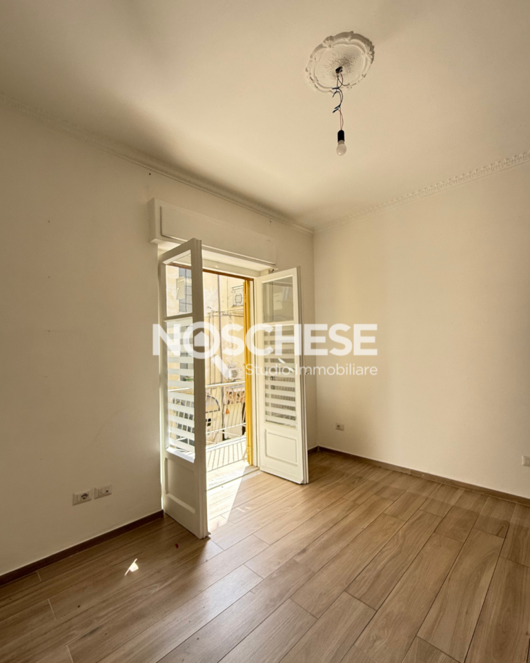 FITTASI: Pontecagnano F. CENTRALISSIMO, APPARTAMENTO di 85mq ca + 2 BALCONATE
