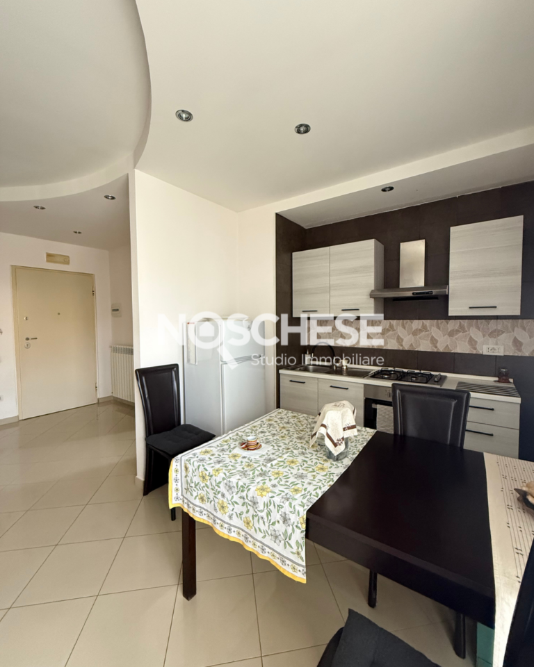 Pontecagnano F. Ad. CENTRO, TRILOCALE di 70mq ca + BALCONAT, TERRAZZO sovrastante di 70mq ca, Ampio BOX e POSTO AUTO