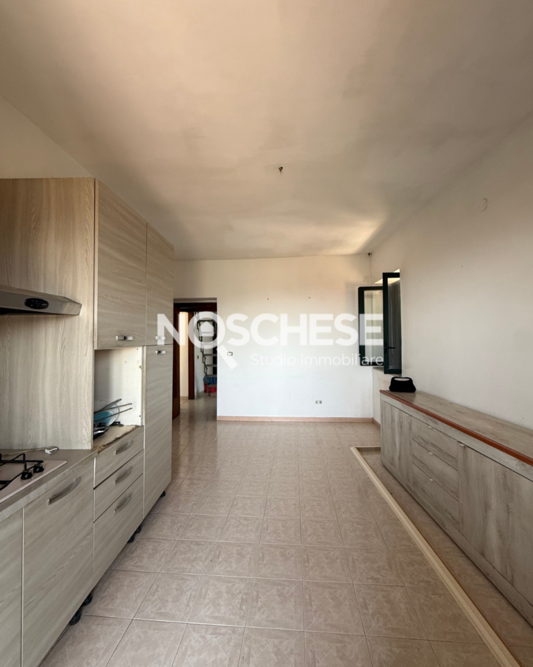Loc. FILETTA, QUADRILOCALE di 80mq ca + BALCONATA e SOTTOTETTO di 80mq sovrastante