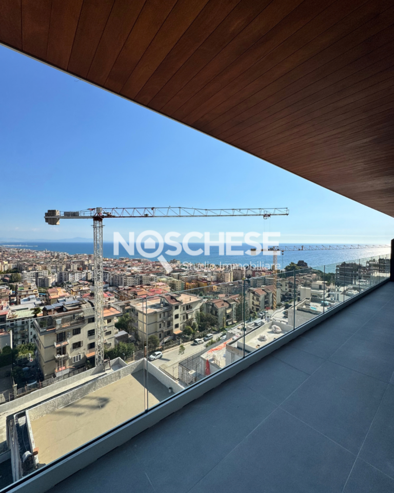 SALERNO, Sala Abbagnano, NEL NUOVO COMPLESSO IMMOBILIARE PIU’ AMBITO DEL MOMENTO, TRILOCALE 2WC di 90mq ca con TERRAZZA PANORAMICA VISTA MARE e BOX di 35mq ca